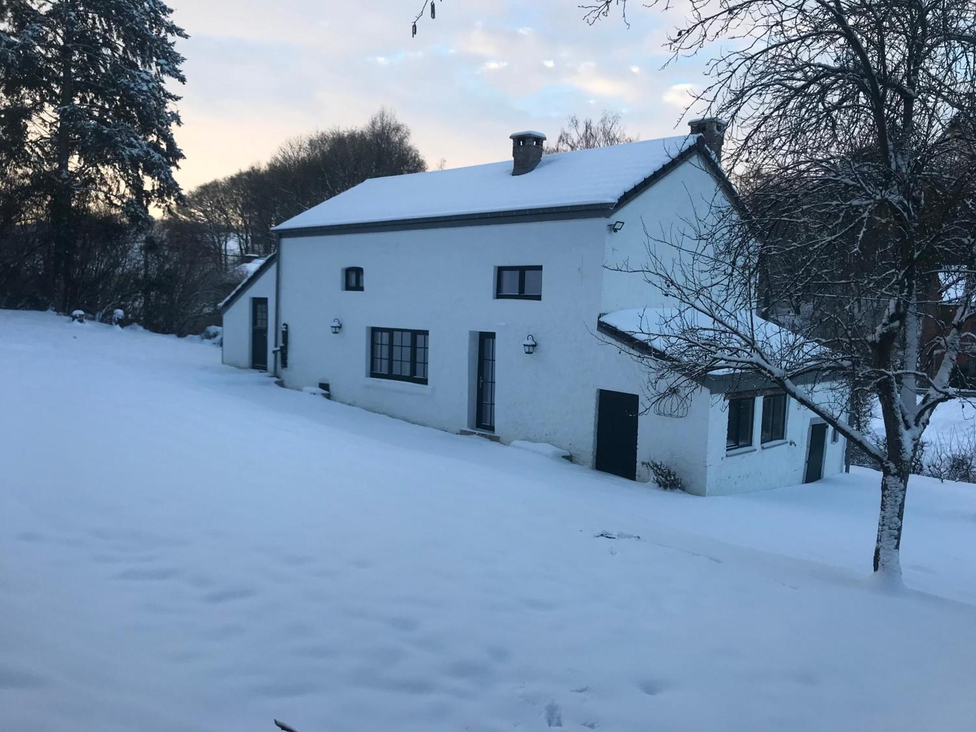 La Petite Maison Blanche Wanze Exterior photo